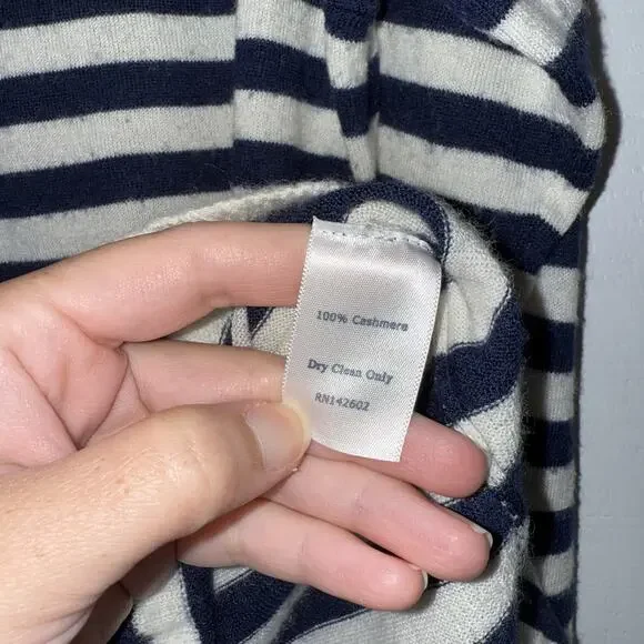 Sail To Sable STS Women’s 100% Cashmere Striped Sweater Navy Blue Nautical L - Picture 6 of 6